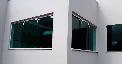 janela de vidro